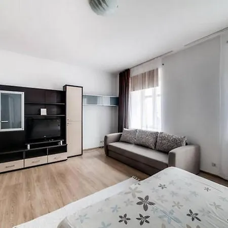 для сім'ї з видом на оперний театр