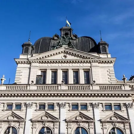 Apartamento для сім'ї з видом на оперний театр Lviv