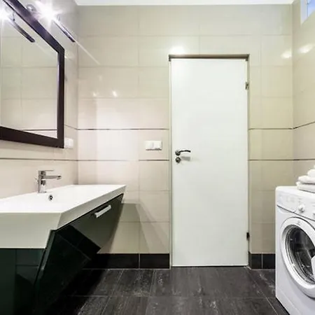 Apartment для сім'ї з видом на оперний театр