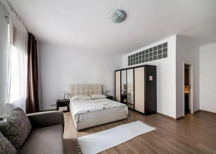 для сім'ї з видом на оперний театр *